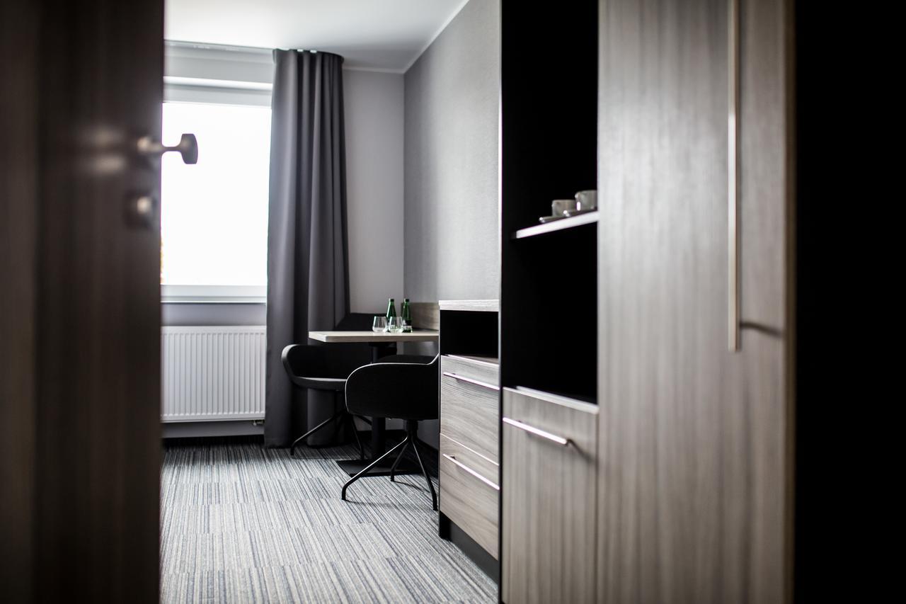 Hotel Mazurek Koło Exteriör bild